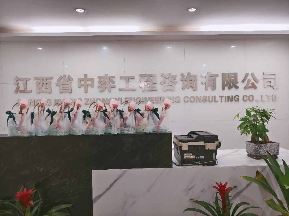 三月春光里，致敬最美的“半边天”